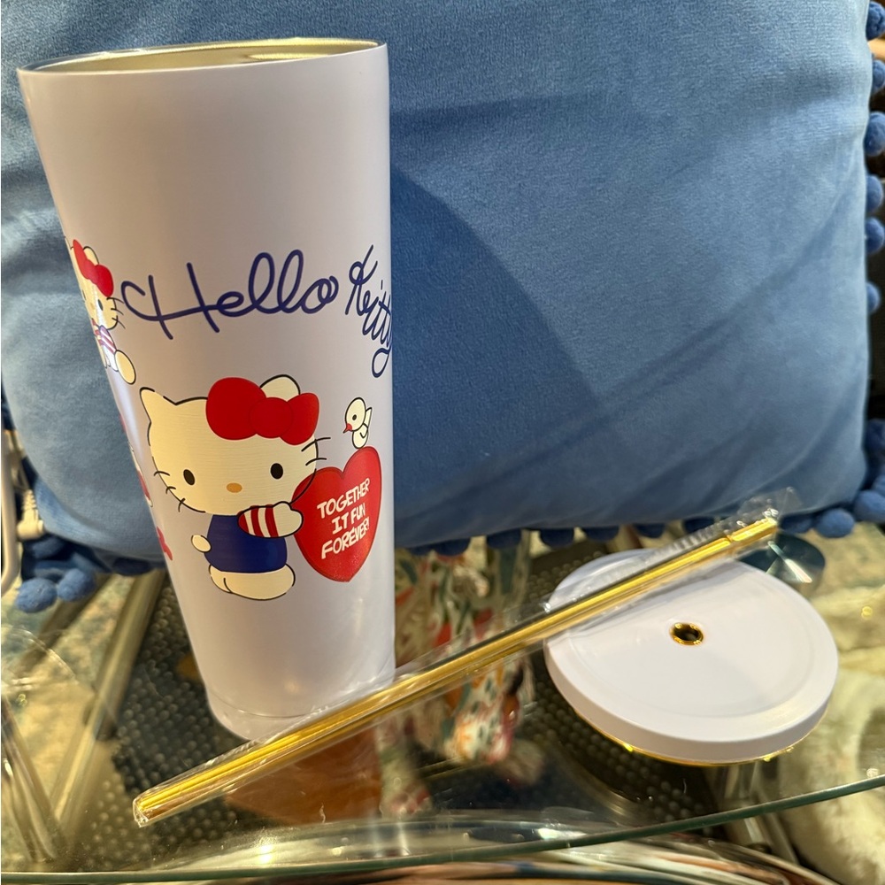 Hello Kitty Tumbler with Strawback to school cup